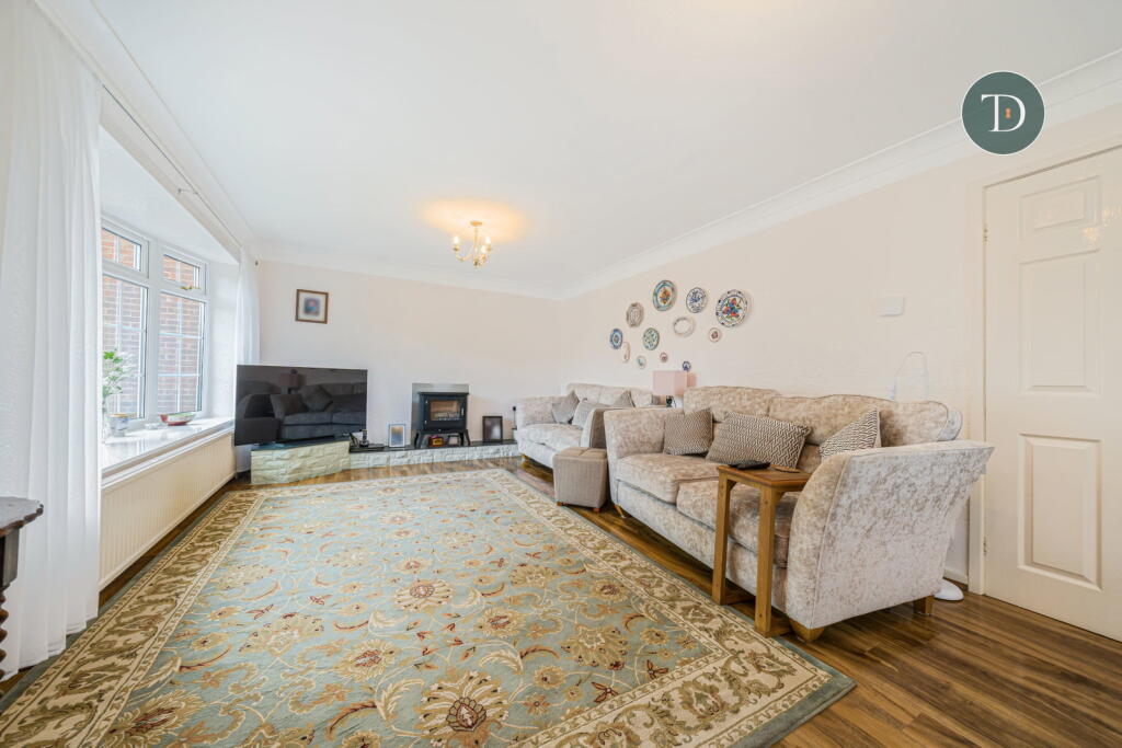 House in Chester, Ellesmere Port - View 4