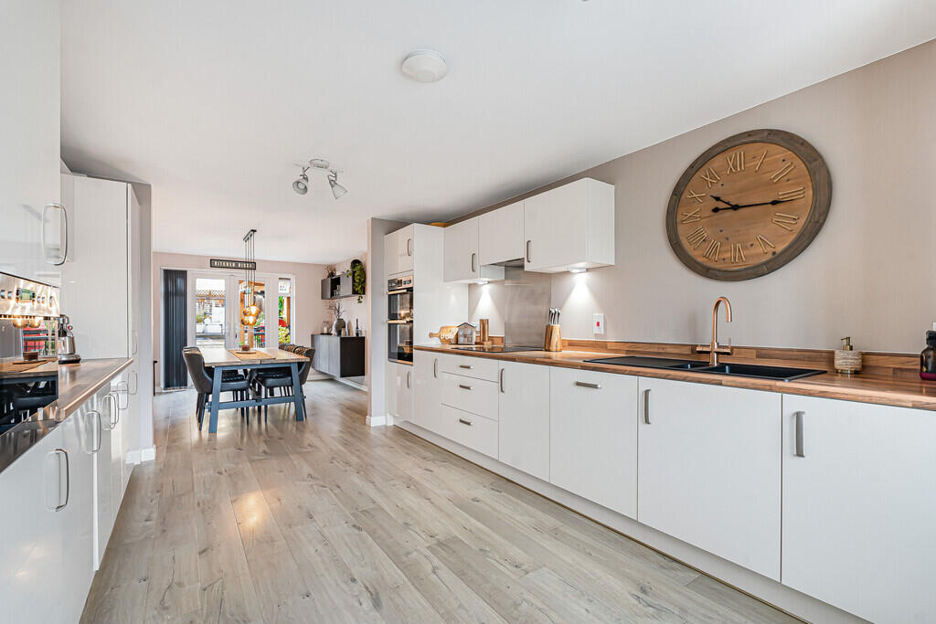 House in East Devon, Cranbrook - View 2