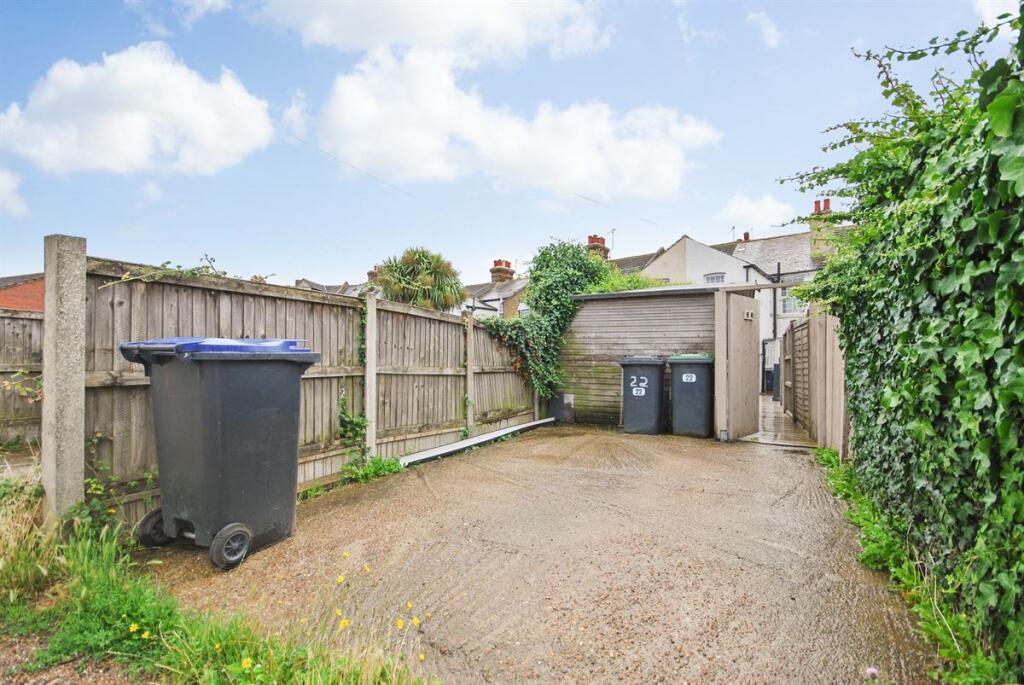 Cobblers Bridge Road, Herne Bay photo 3