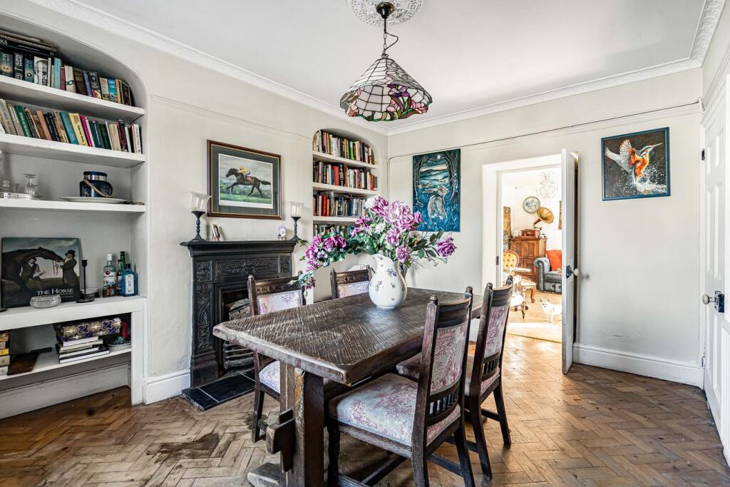 House in Gloucester - More