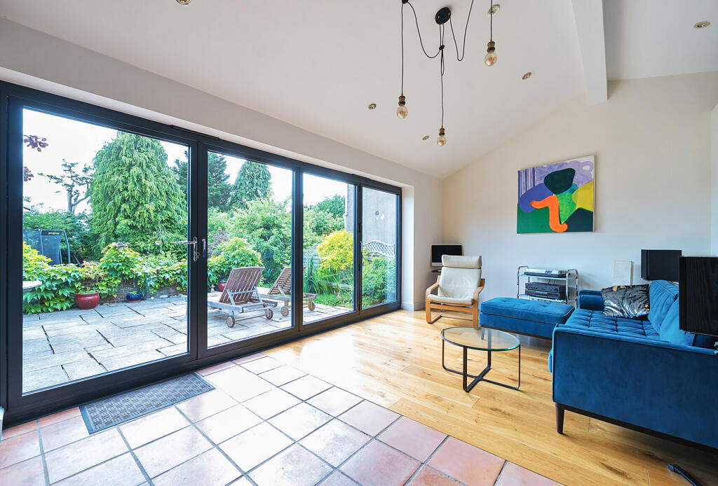 North Street, Oldland Common, Bristol, Gloucestershire, BS30 photo 3