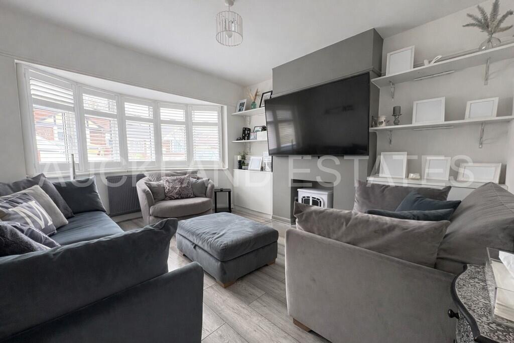 Park Avenue, Potters Bar - View 3
