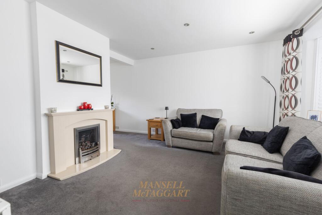 House in Crawley, Worth - View 4