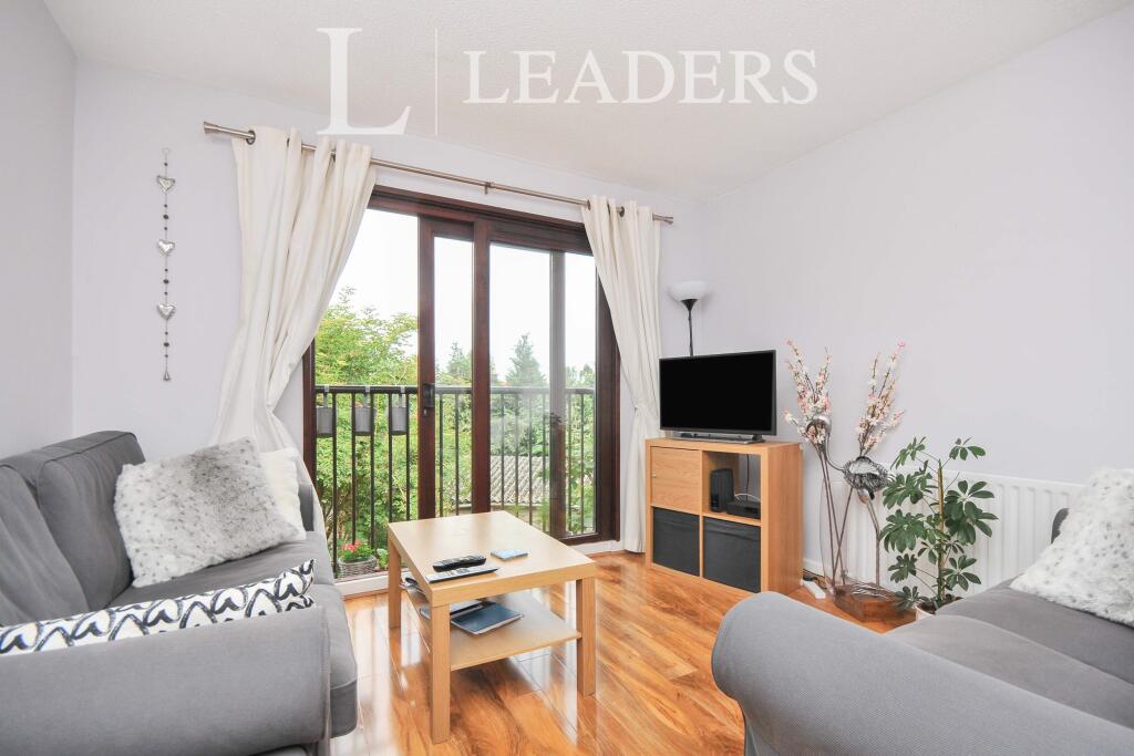 Apartment in Bromley - More