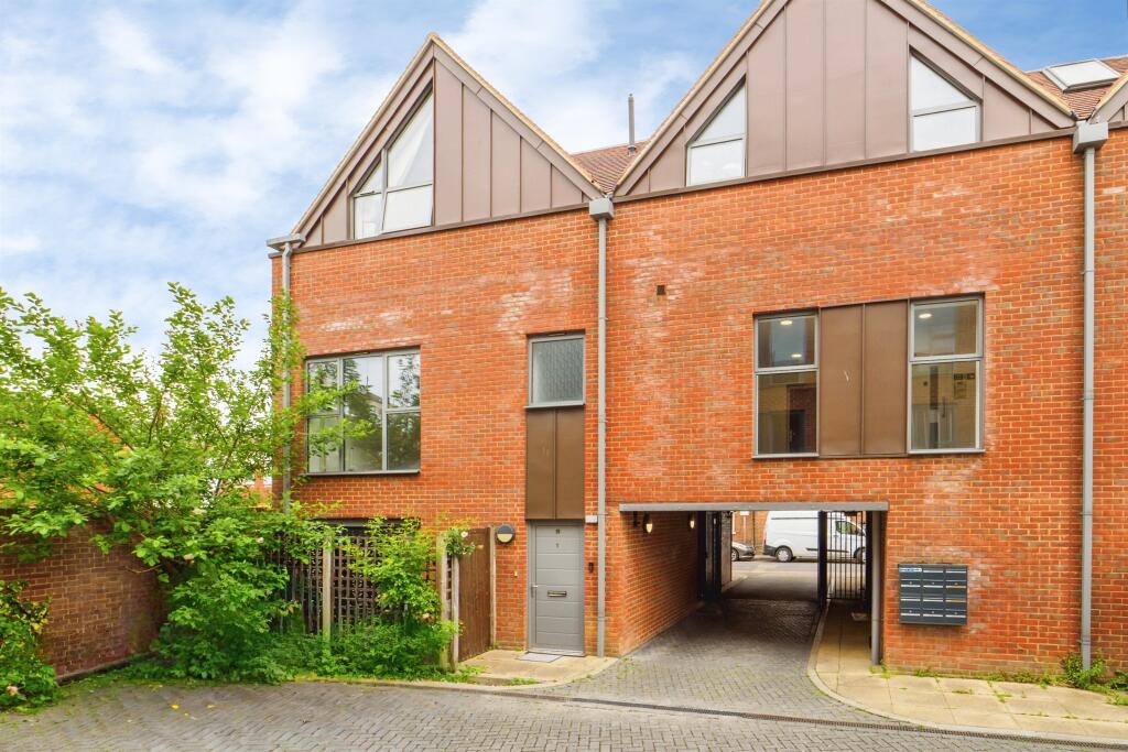 Main image of property: Dover Street, Canterbury