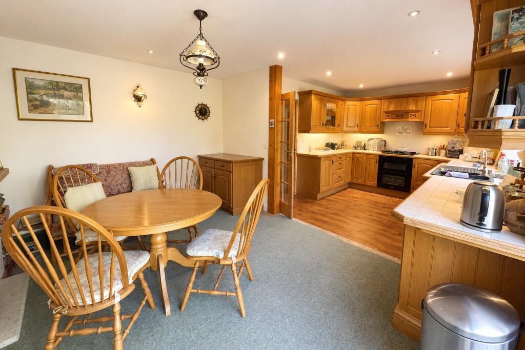 Upper Garston Lane, Bratton photo 3