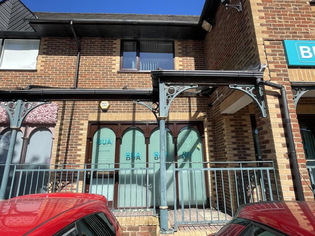 Main image of property: 13 Starnes Court, Union Street, Maidstone, Kent, ME14 1EB