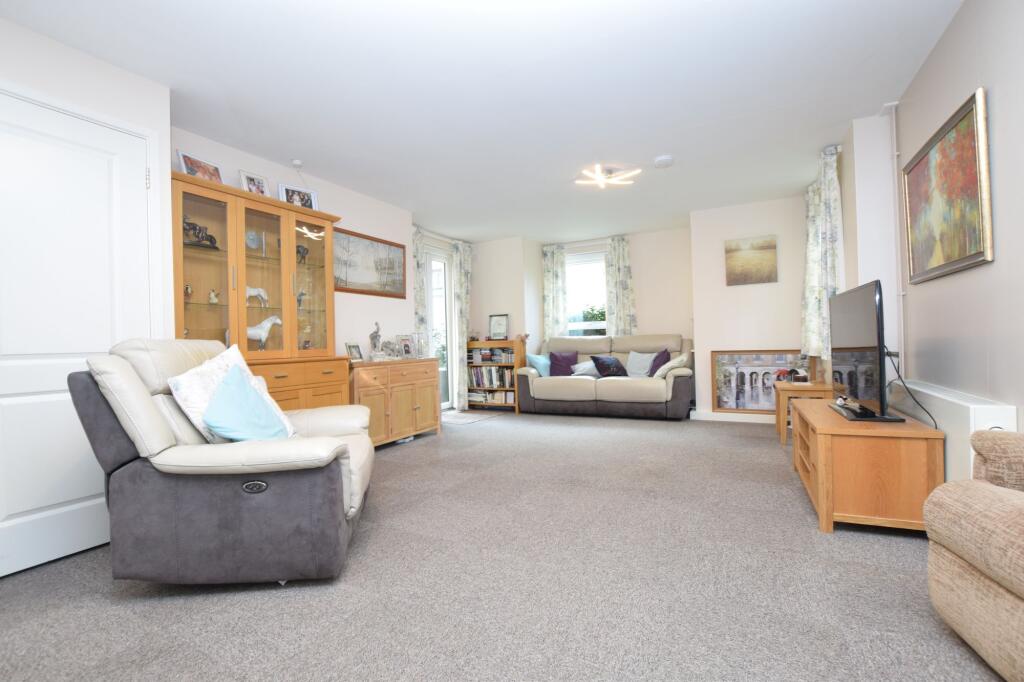 Brookside, Huntingdon, PE29 photo 3