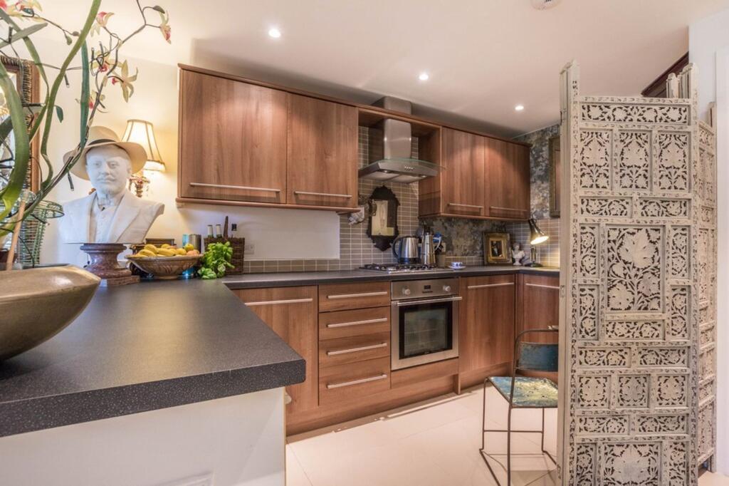 Apartment in Lancaster, Burrow-with-Burrow - View 2