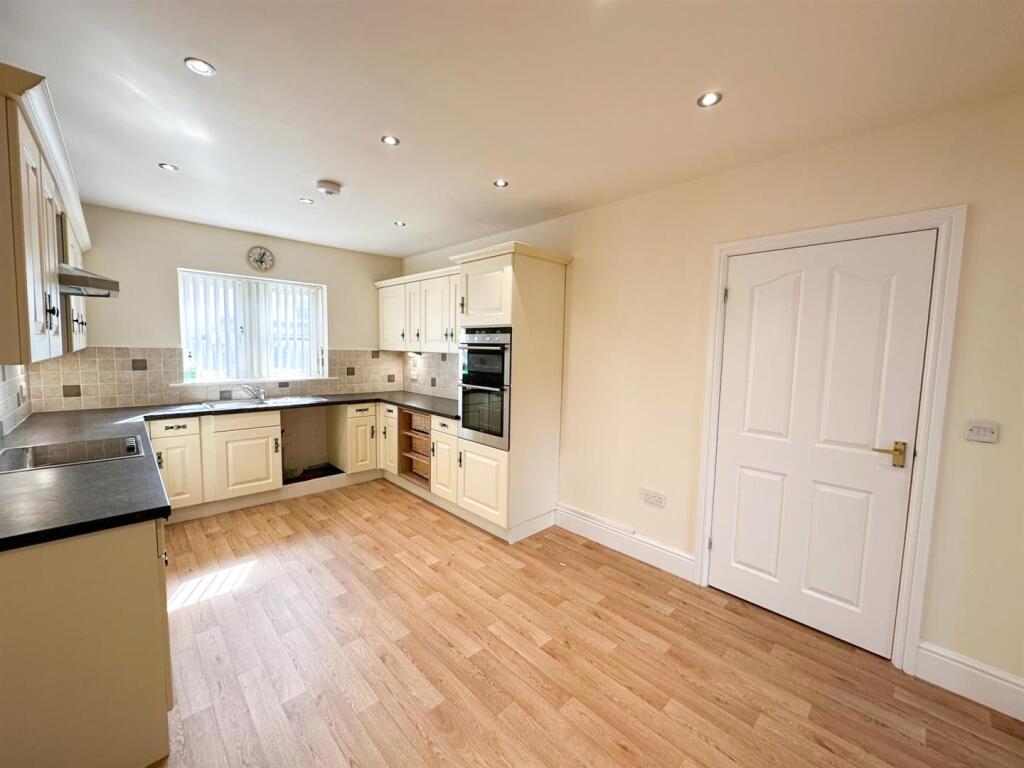 Highfield Lane, Silsden, photo 2