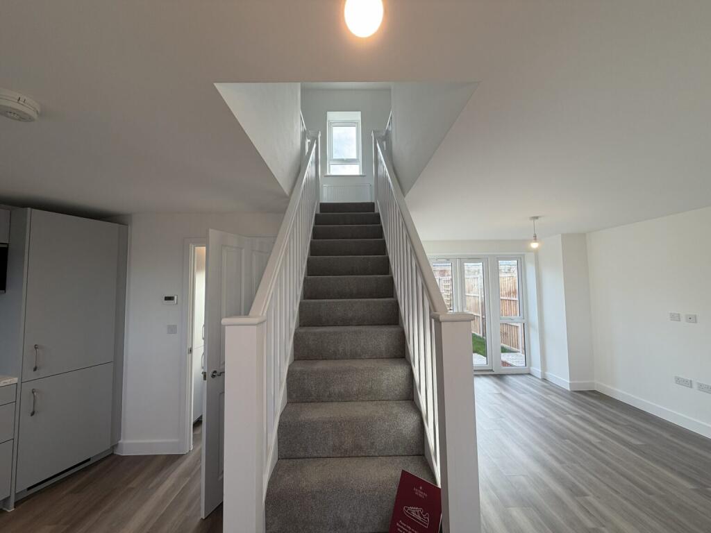 Off Brookfield Road Rothley , Leicestershire, LE7 7RX - More
