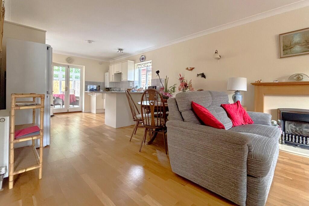 House in Southampton - View 2