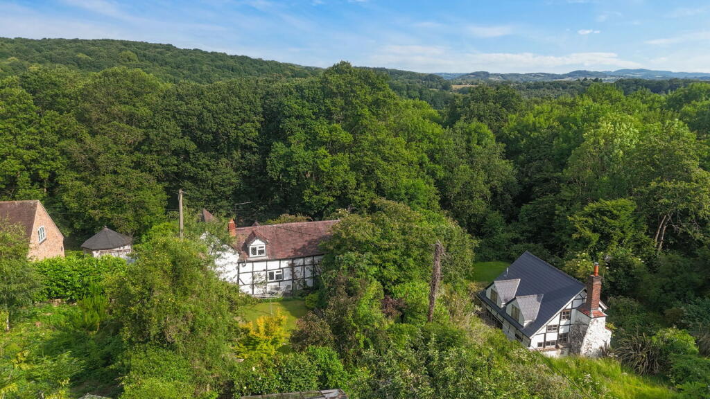 House in Malvern Hills, Alfrick - View 2