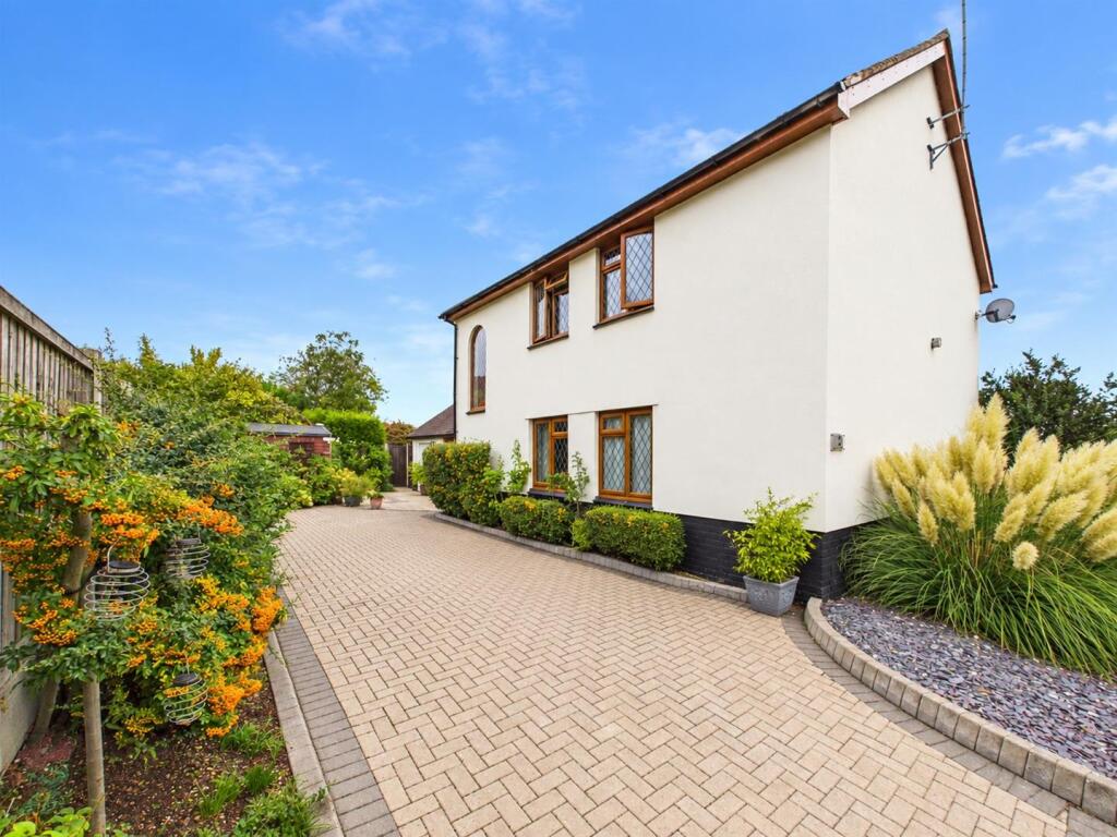 Main image of property: Barlows Reach, Chelmer Village