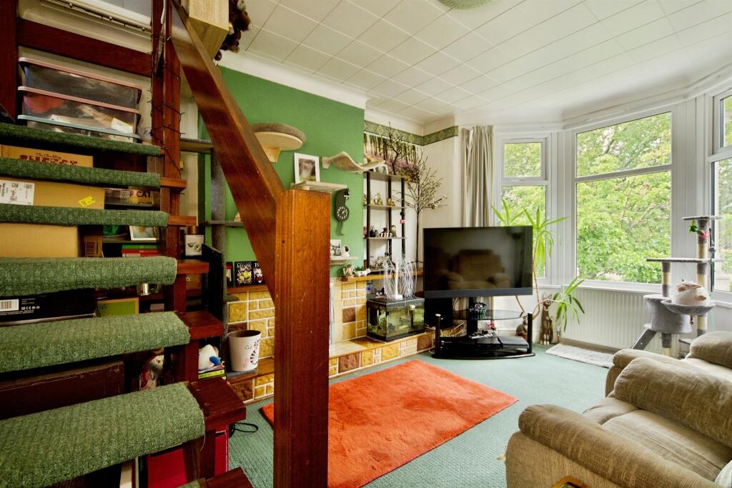 House in London - View 4