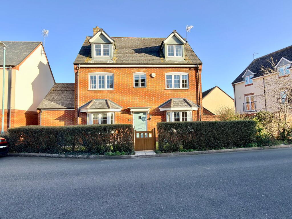 Main image of property: Feltham Way, Tewkesbury, GL20