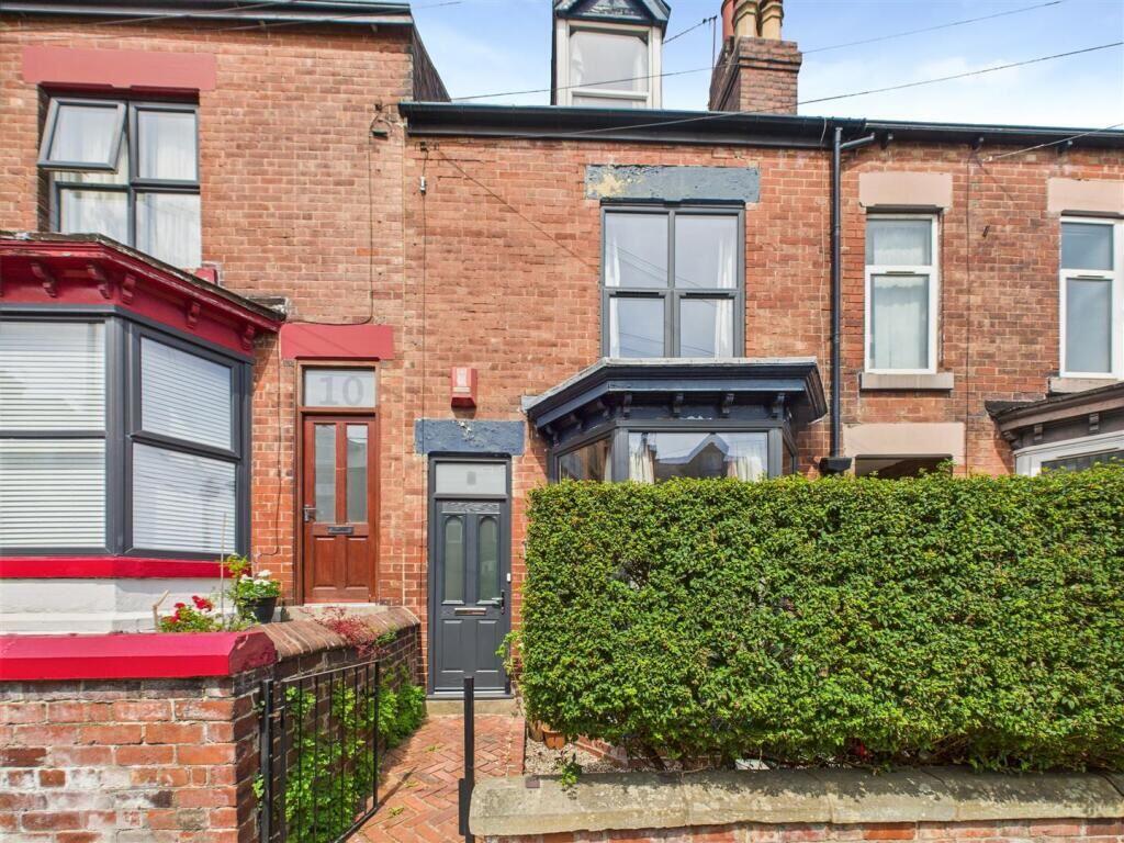 Main image of property: 8 Newington Road, Sheffield, South Yorkshire, S11 8RZ