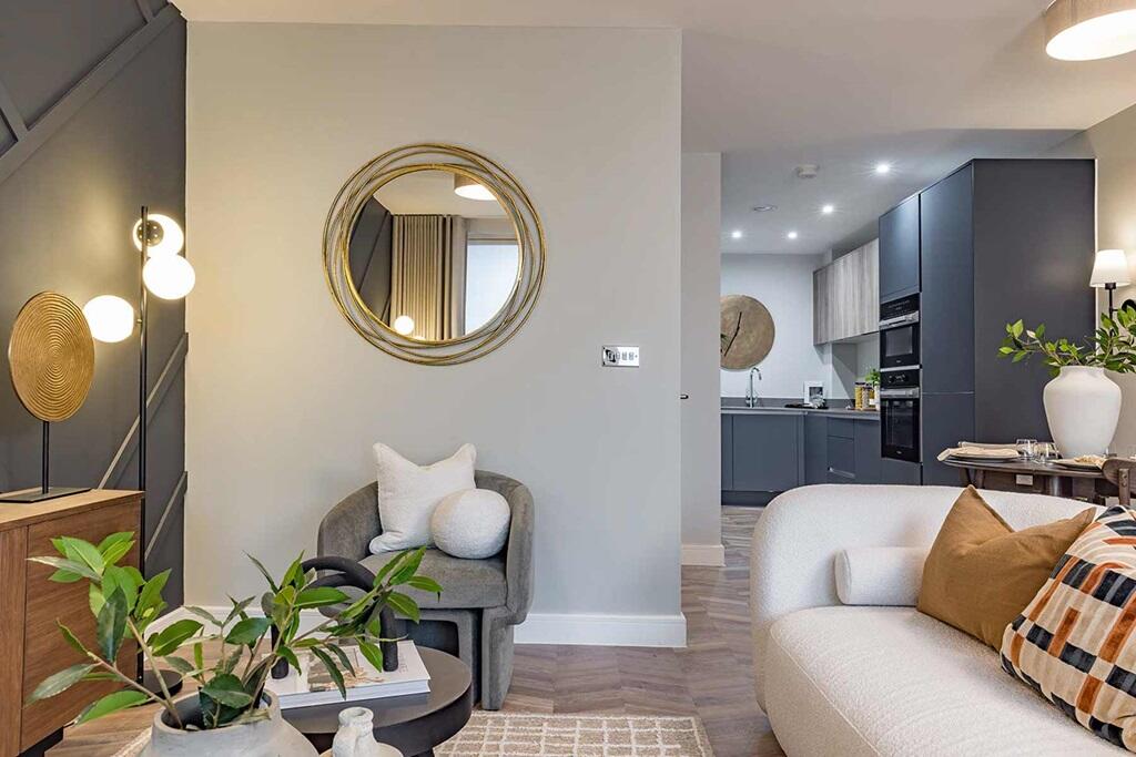 Main image of property: High Road,
North Finchley,
London,
N120DA