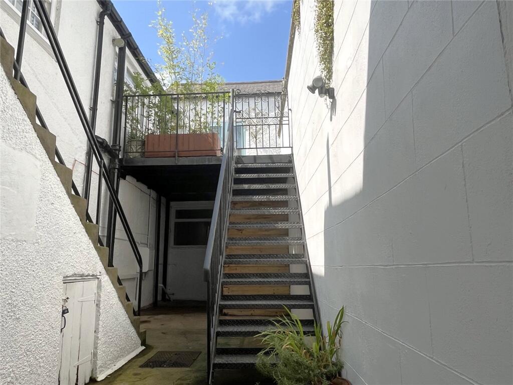 Additional image 14 of Stunning Two Bedroom Flat in Wells, Somerset