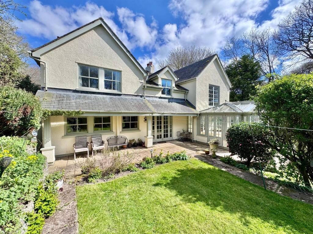 Ty Du Road, Glan Conwy, Colwyn Bay photo 3