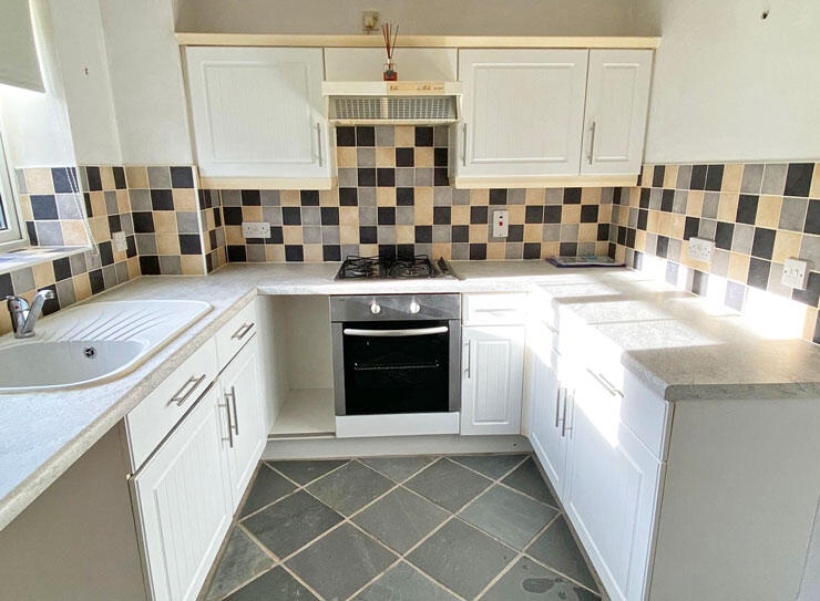 Clos Graddfa, Ystrad Mynach, Hengoed, CF82 7DL photo 2