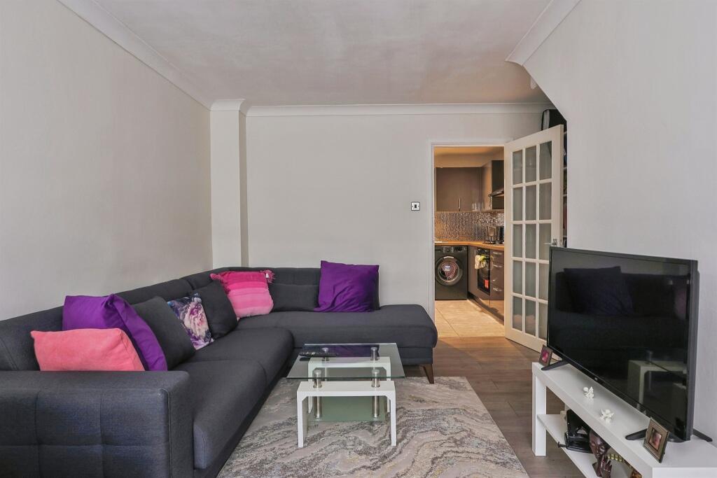 Hewitt Road, Poole photo 5