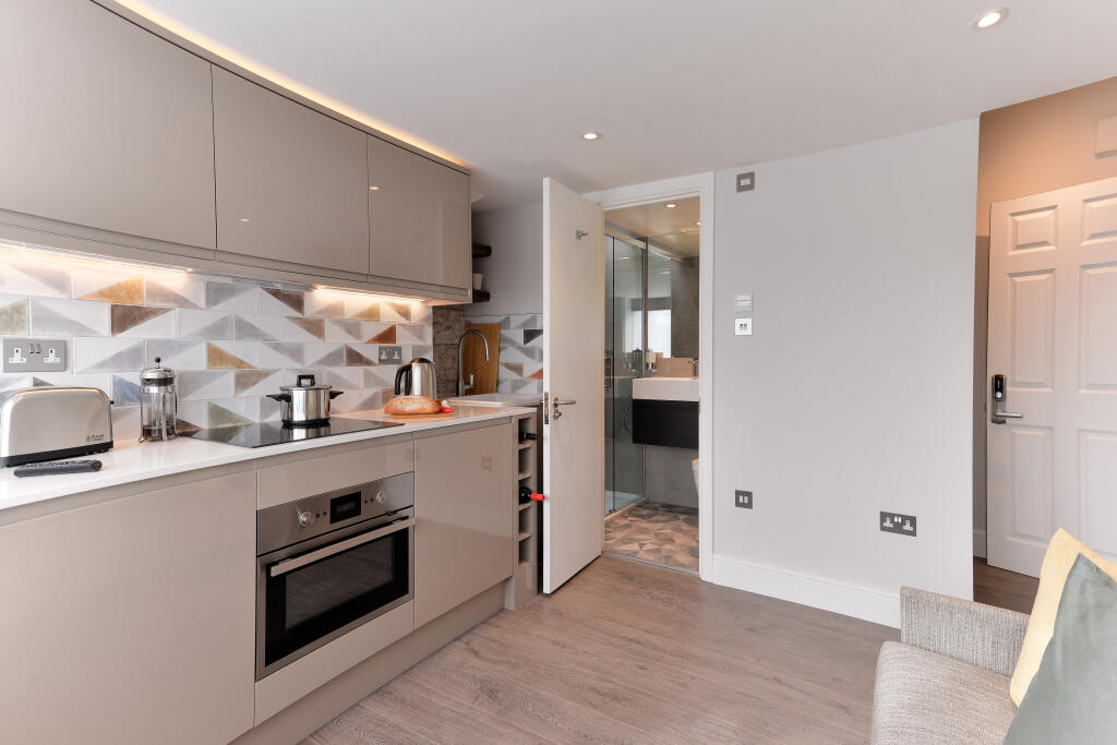 Studio flat for rent