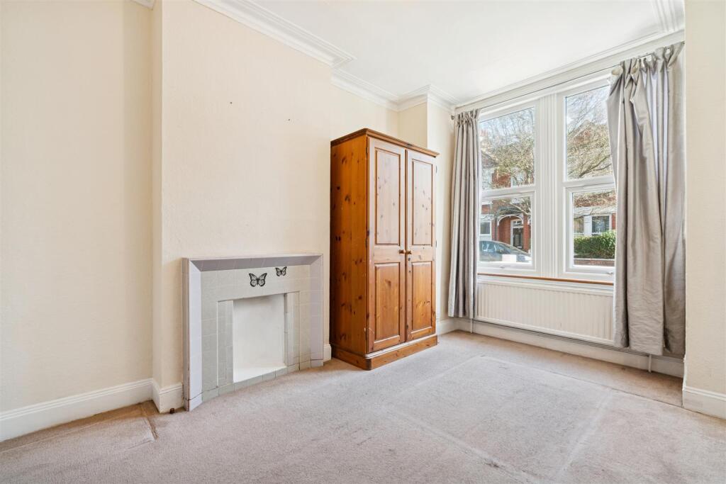 Park Road, Colliers Wood photo 2