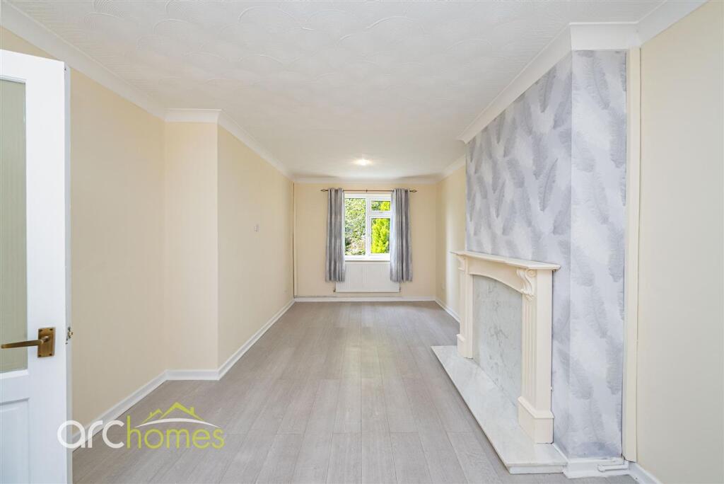 House in Wigan, Landgate, Ashton-in-Makerfield - More