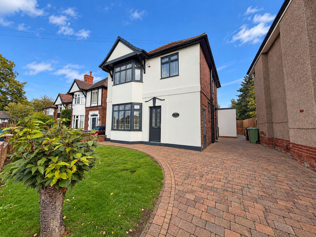 3-bed detached on Beech Hill Crescent, Mansfield, Nottinghamshire, £360,000