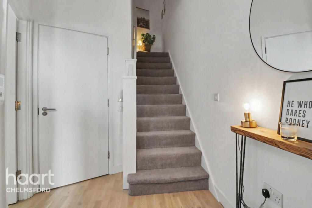 Apartment in Chelmsford - View 2