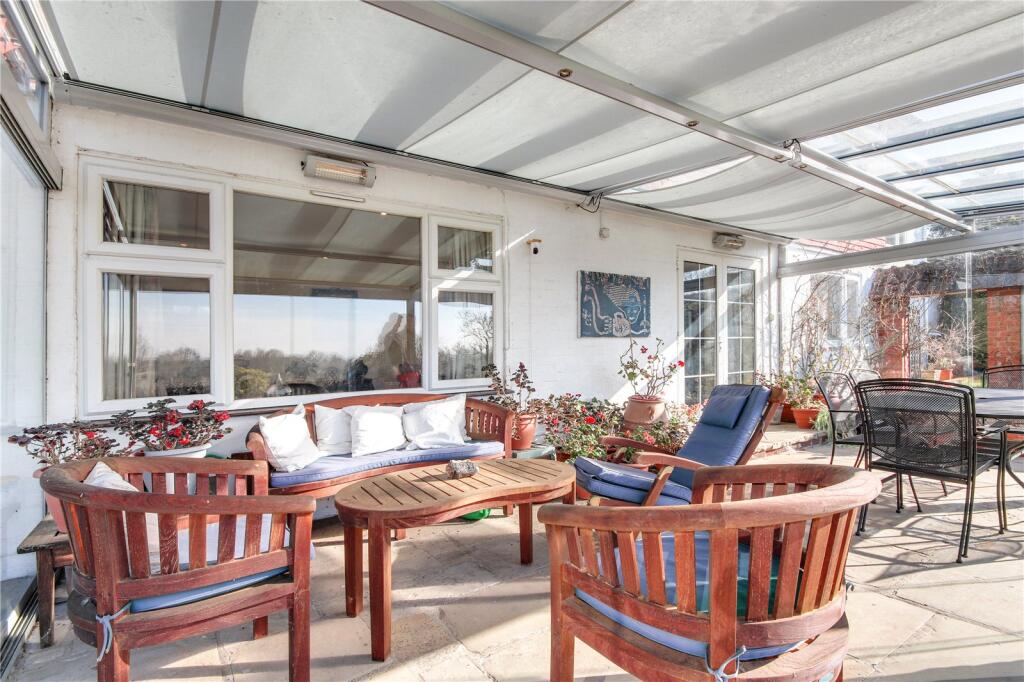 House in Sevenoaks - More
