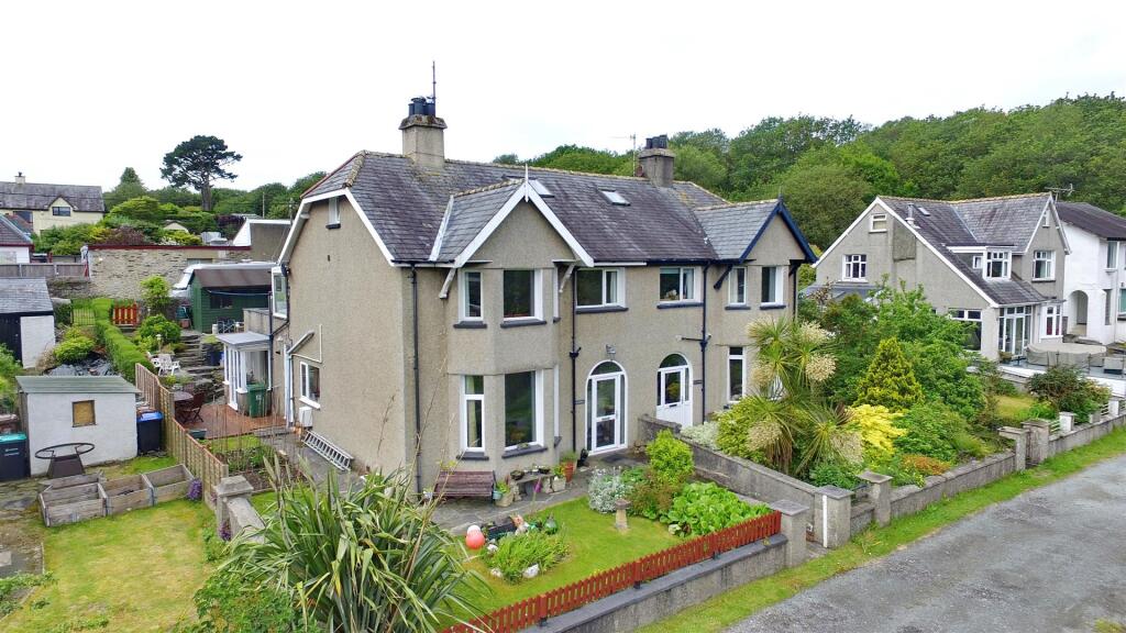 Main image of property: Borth-Y-Gest, Porthmadog, Gwynedd