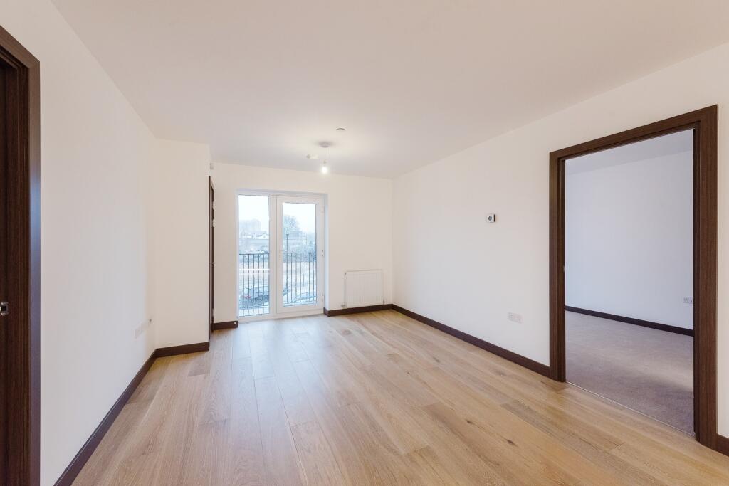 Apartment in Ipswich - View 4