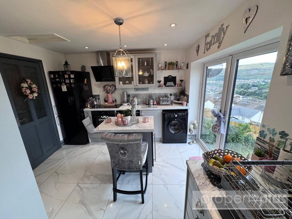 House in Cardiff - View 4
