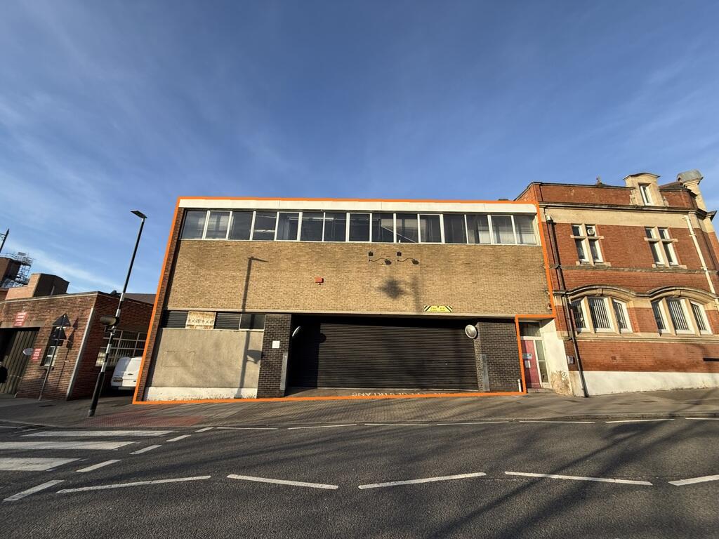 Main image of property: Lancaster Road, Hinckley, Leicestershire, LE10 0AW