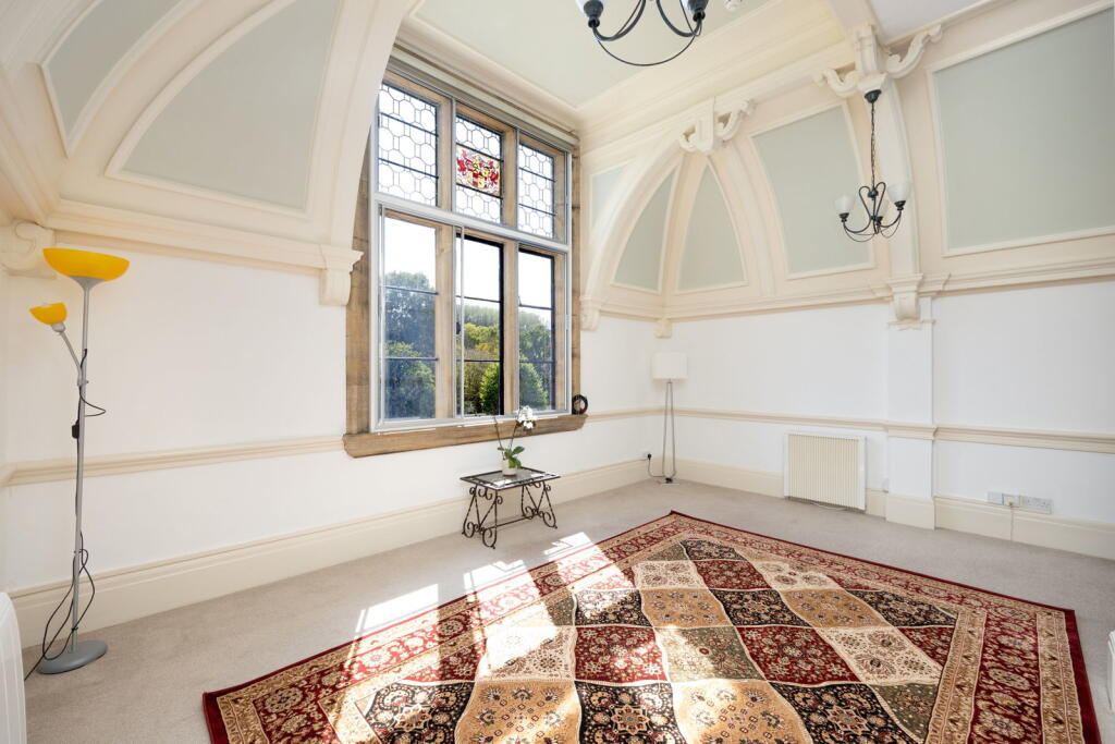 Apartment in Swindon - View 3