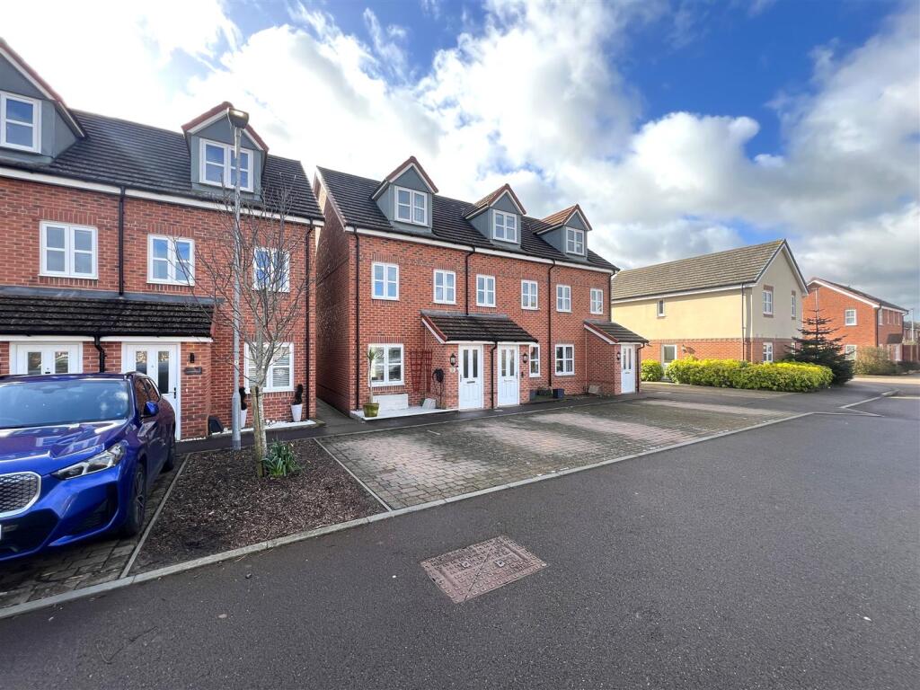 Main image of property: Amsbridge Crescent, Wick, Littlehampton
