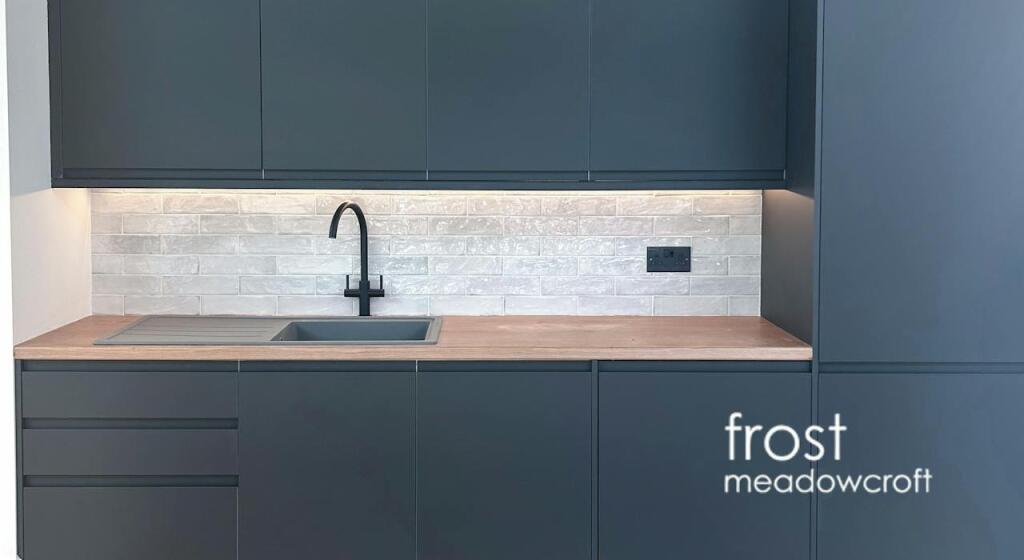 VoyseyHouse BarleyMowPassage Chiswick W4 office to let kitchen 1.jpg