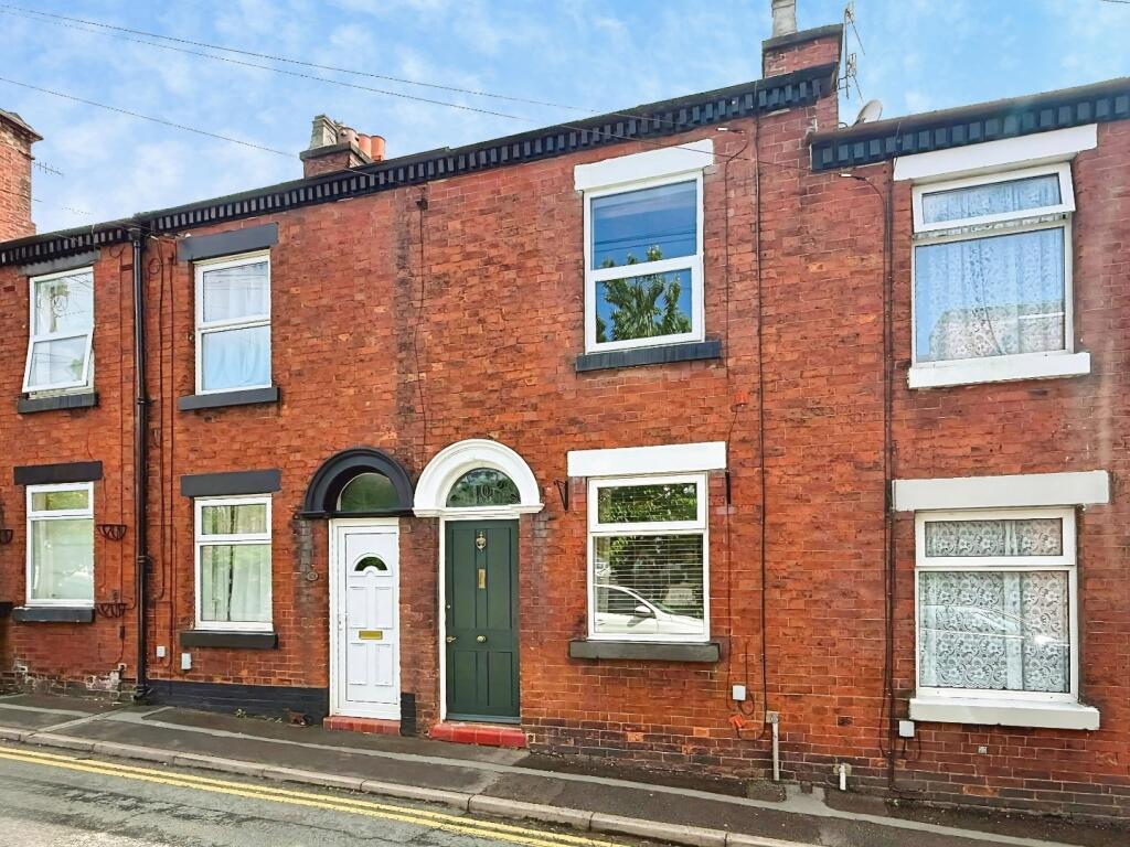 Main image of property: Deansgate, Leek, Staffordshire ST13 6JF