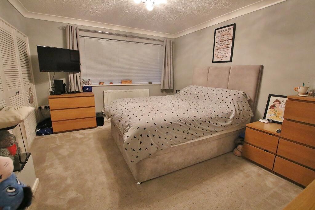 House in Southampton - View 2