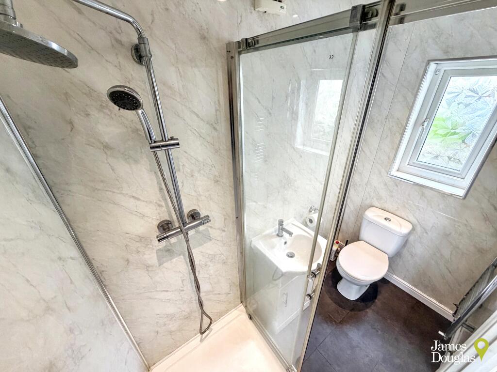 House in Pontypridd, Rhondda Cynon Taf - View 4