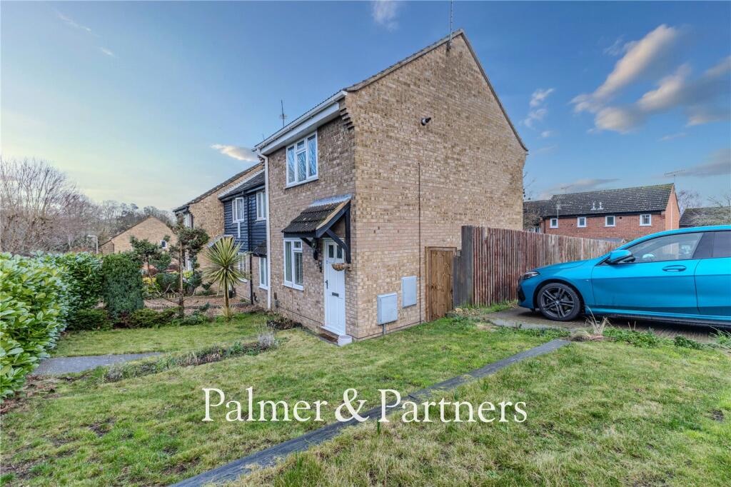 Main image of property: Yew Tree Rise, Pinewood, Ipswich, Suffolk, IP8