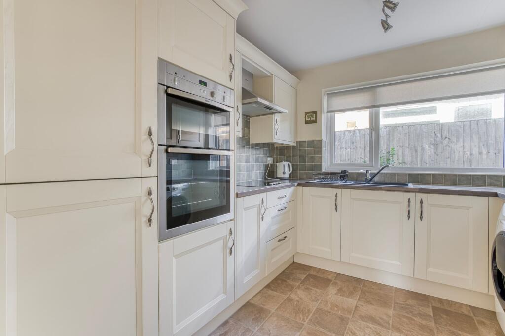 Worlingham Way, Lowestoft photo 3