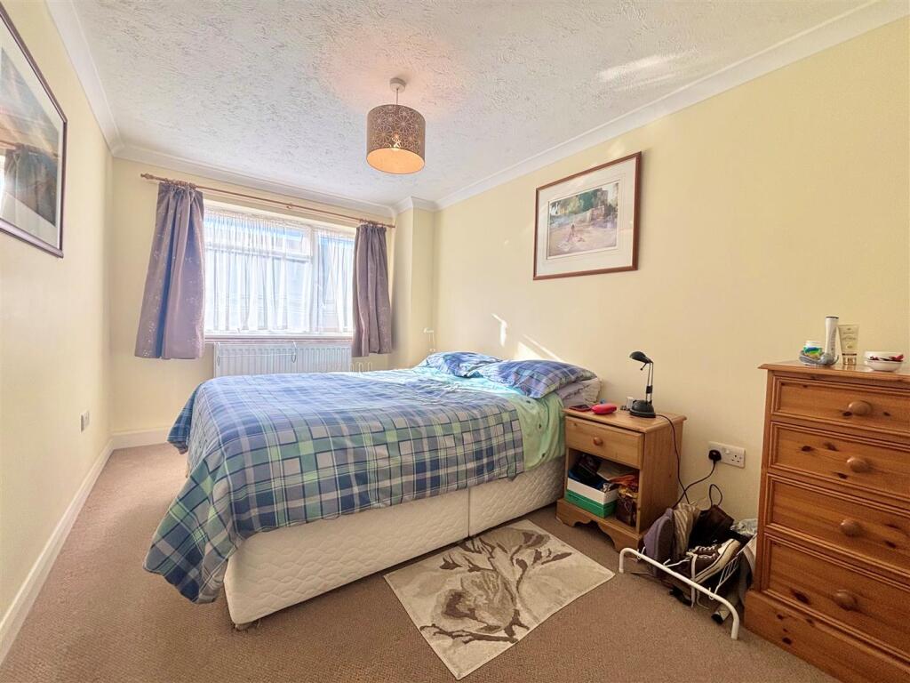 Apartment in Portsmouth - View 5