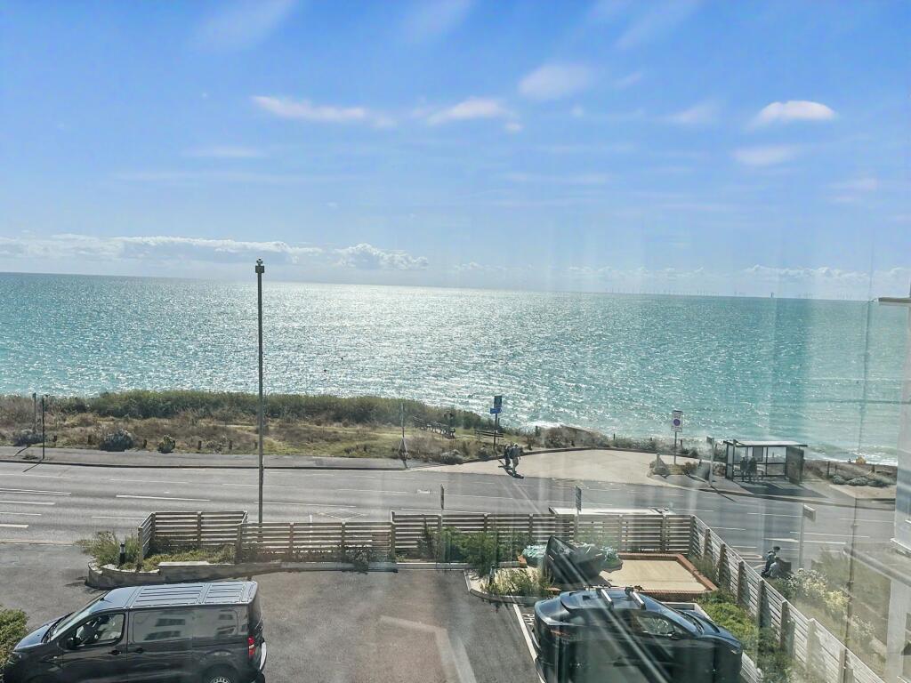 Main image of property: Curzon House, Chichester Drive East, Saltdean, BN2 8LU