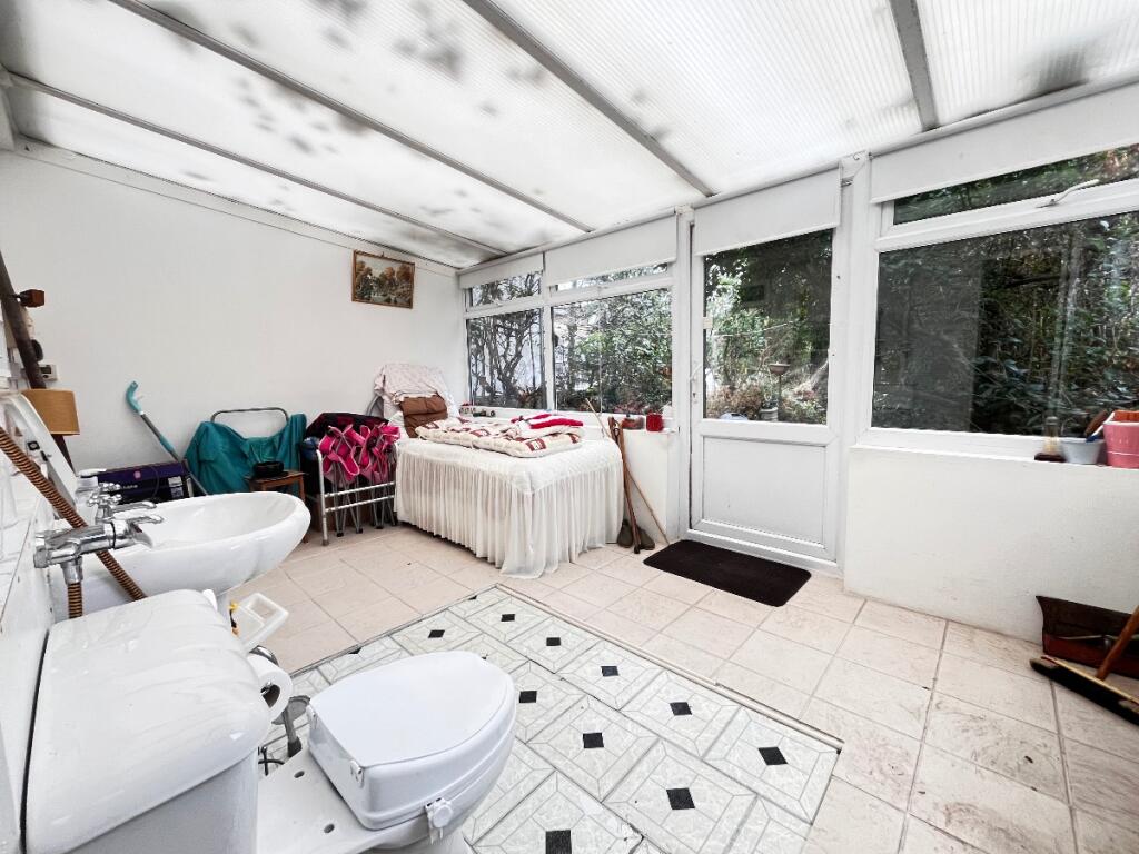 House in London - View 4
