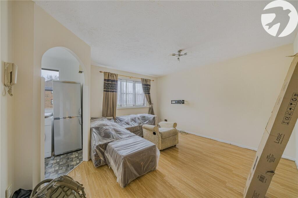 Apartment in Dartford, Brooklands, New Town - View 3