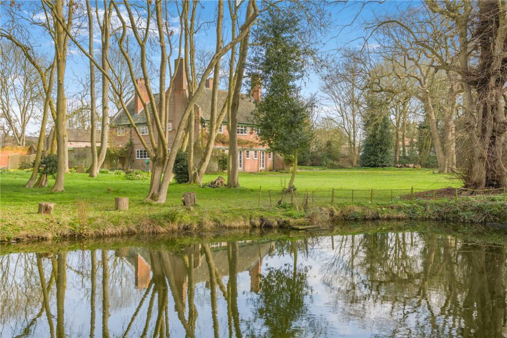 Main image of property: Beccles Road, Belton, Great Yarmouth, Norfolk, NR31