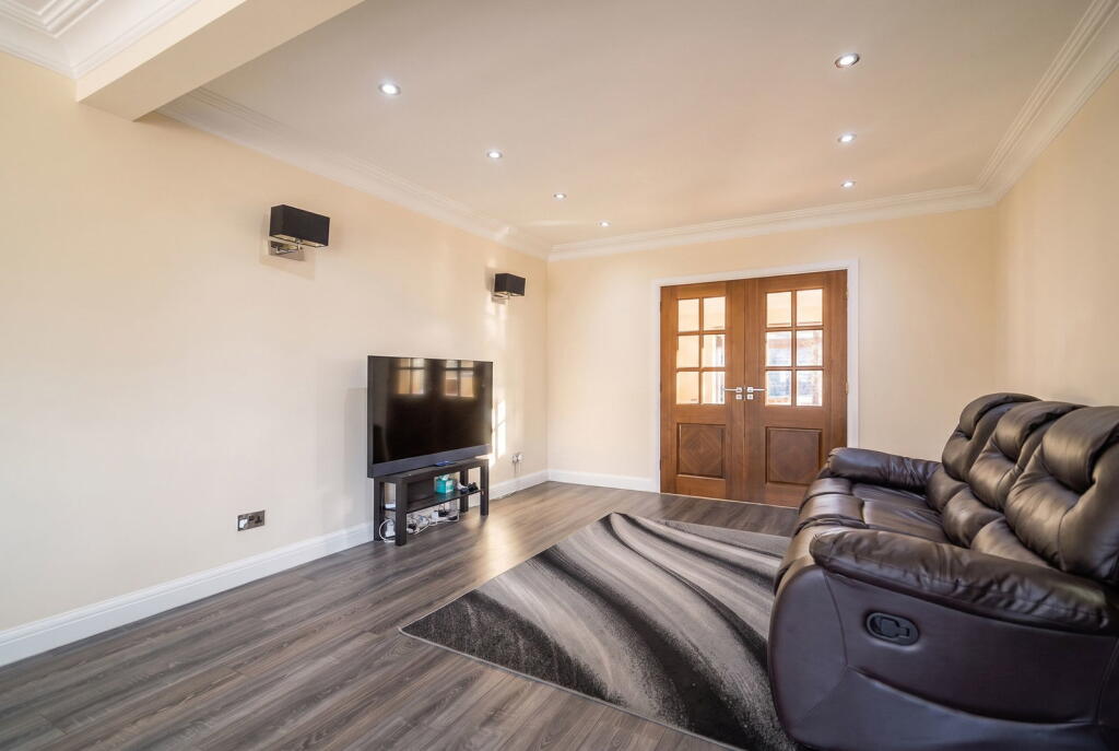 Ferndown Road, Solihull photo 4